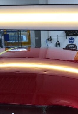 Hagel- & Dellschäden Haben Sie einen Hagelschaden an Ihrem Fahrzeug? Oder eine unschöne Delle? Sei es durch Türen öffnen, einparken, oder ähnliche Situationen? Wollen Sie den original Lack und damit den Wert Ihres Fahrzeugs erhalten? Dann sind Sie bei uns richtig. Wir beseitigen diese Schäden ohne aufwendige Lackierung, umweltfreundlich und zu einem fairen Preis.